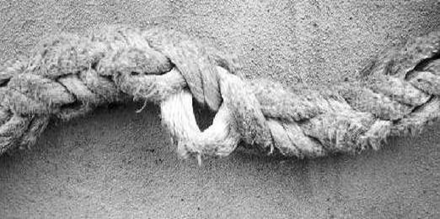 Pulled Strand in 8 Strand Rope